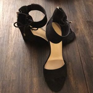Shoe Dazzle Wedges